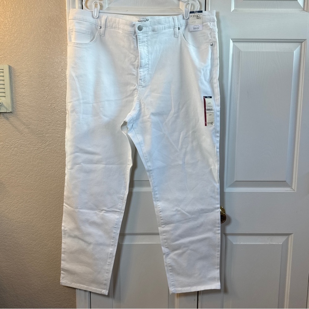 Terra & Sky Women's Plus 22W White Core Straight Leg Denim Jeans New W/ Tags